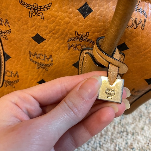 MCM Boston Bag - Picture 5 of 5